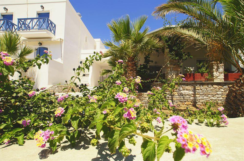 Manos Apartments Mégas Yialós-Nítes Exteriör bild