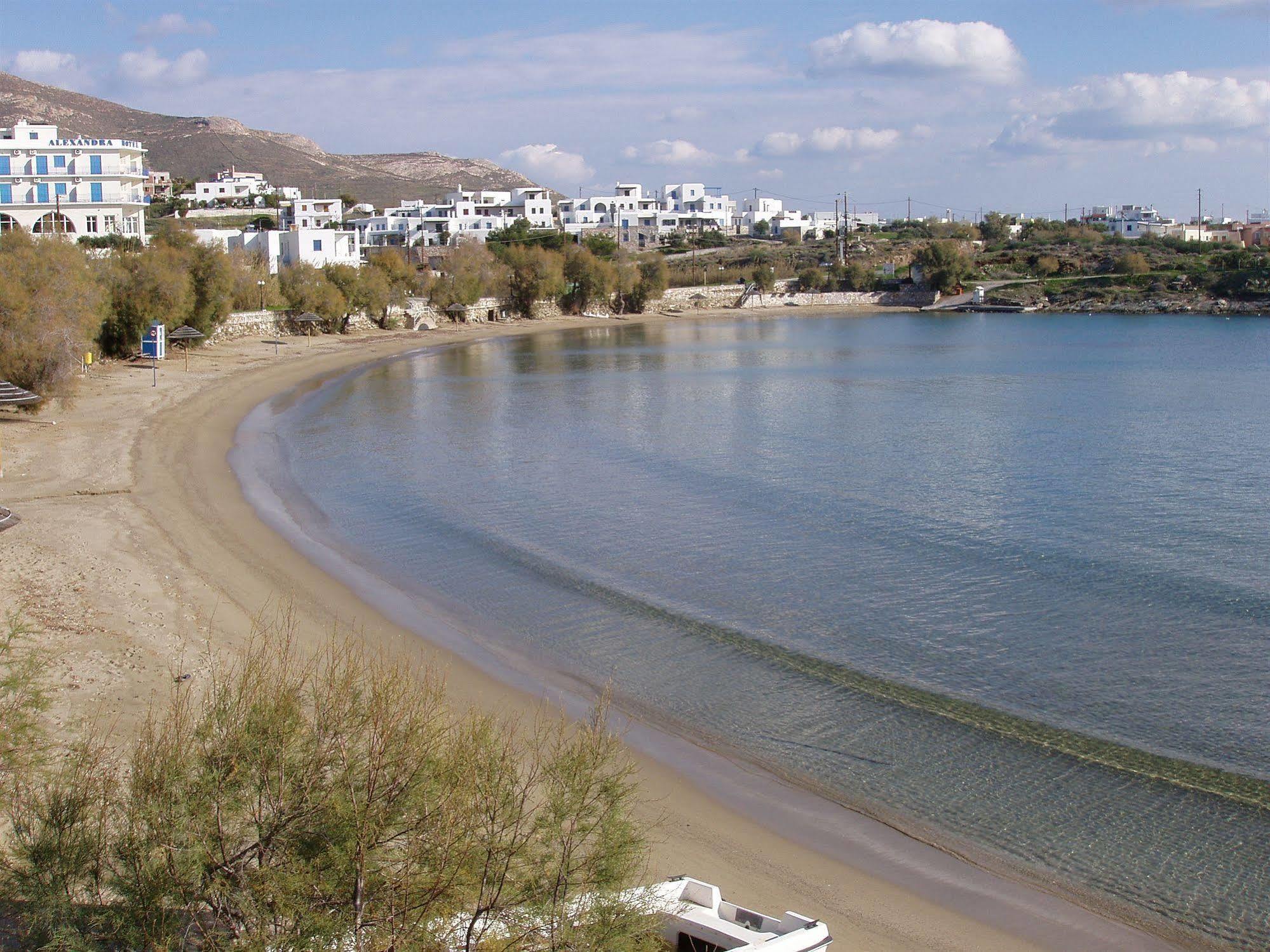 Manos Apartments Mégas Yialós-Nítes Exteriör bild